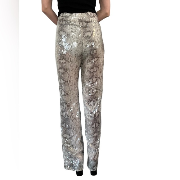 NWT✨Pretty Little Thing Silver Snake Sequin Wide Leg Pants - Picture 5 of 7